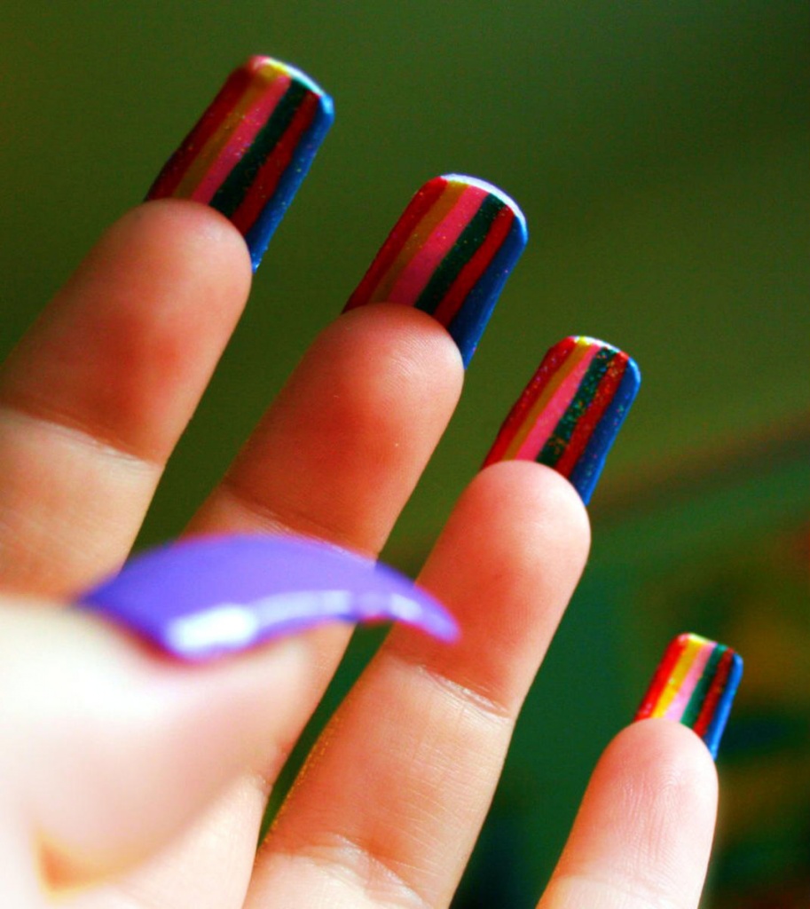 Ногти трубочкой. Креативный маникюр. Необычные ногти. Окрашивание ногтей. Креативные ногти.